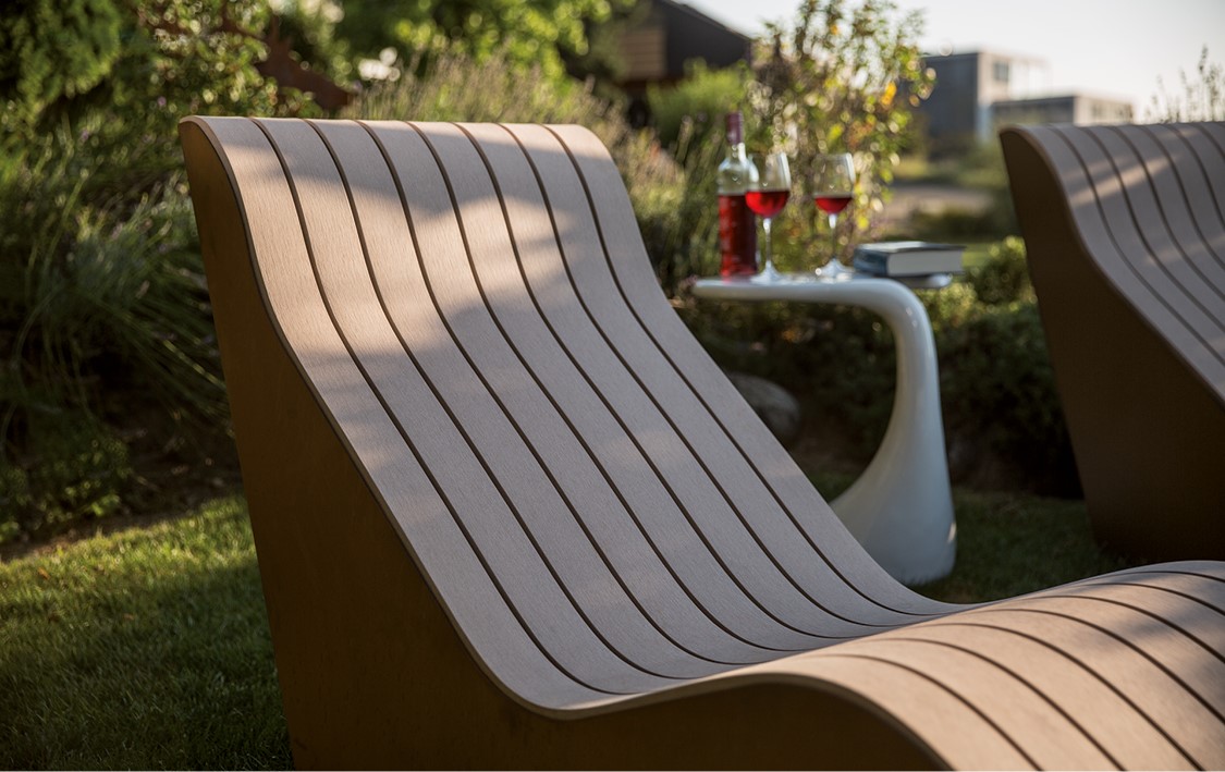 Wave lounger FELICE with support in RESYSTA® private