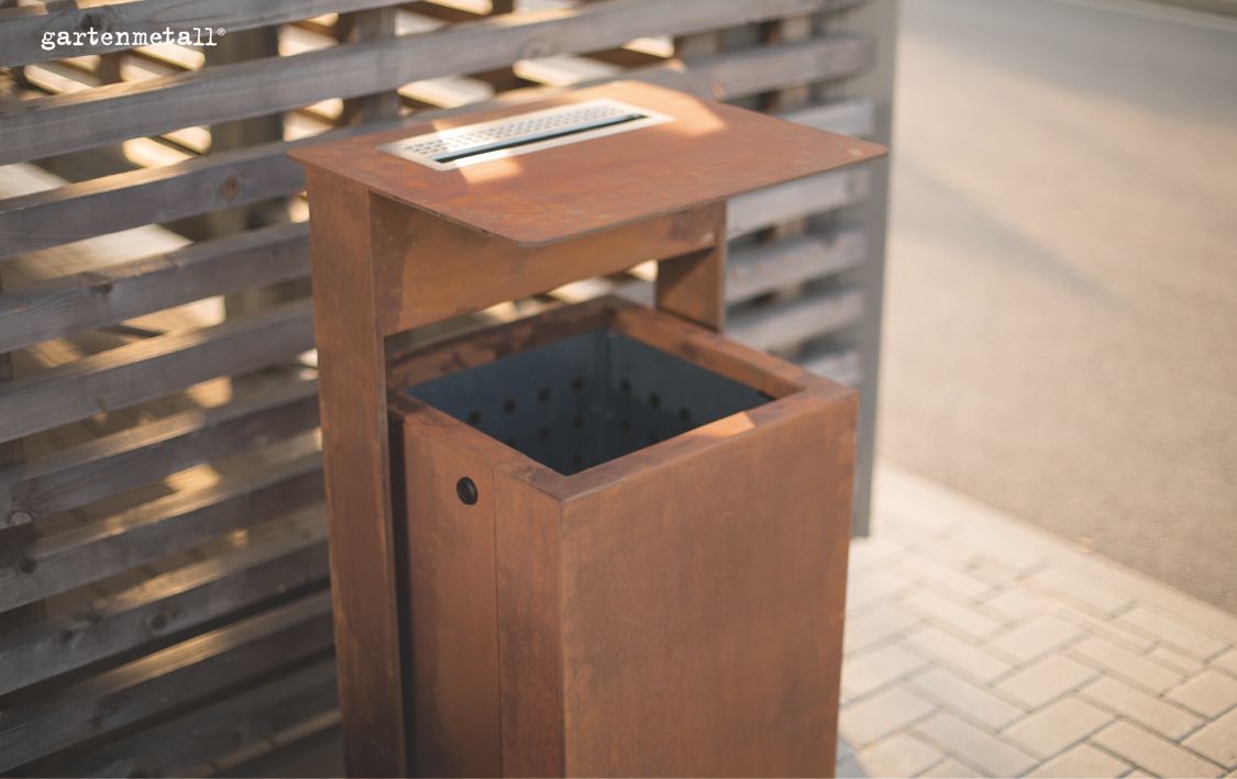 Floor-standing waste bin DANZIG for floor mounting